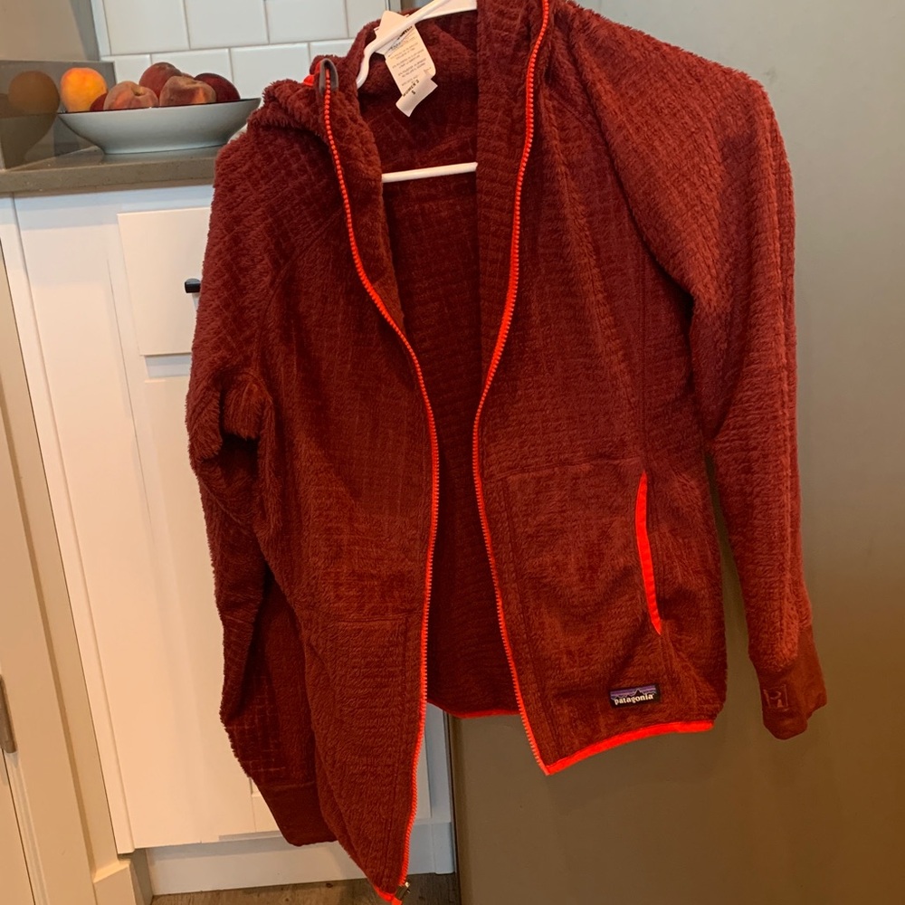 Patagonia R1 zip up hoodie